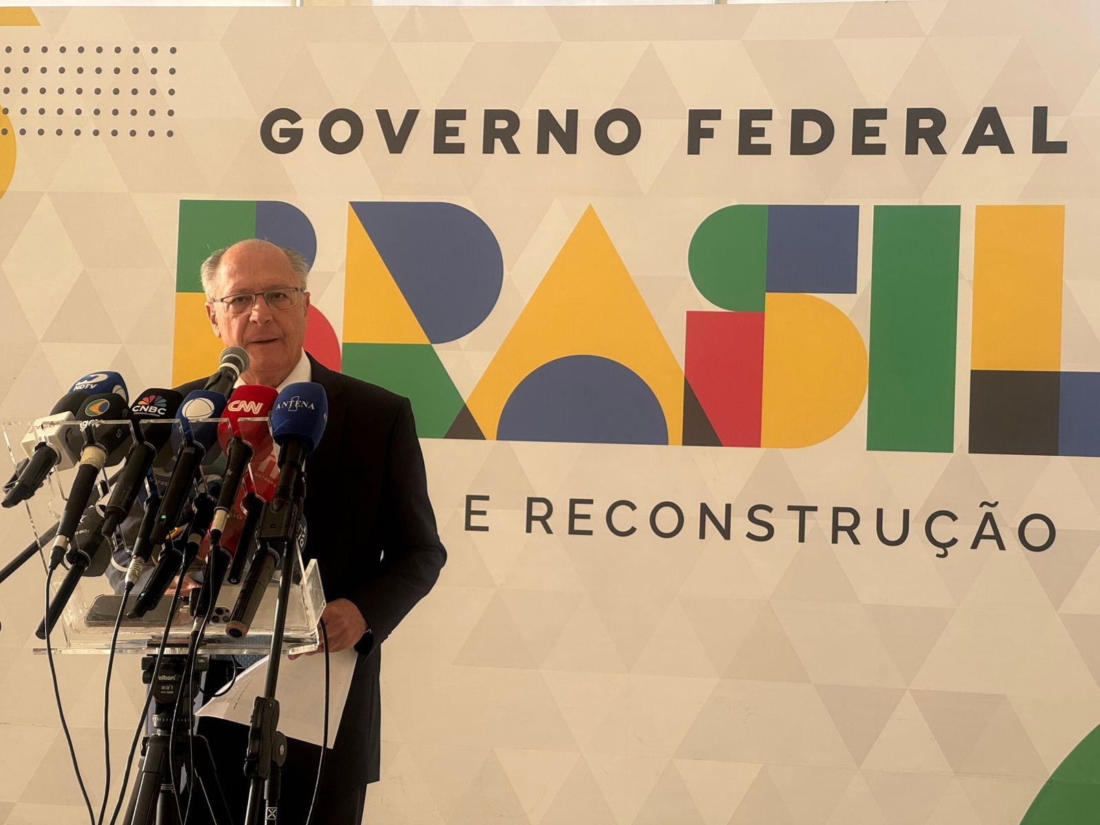 Alckmin discute com big techs regulação e investigação de Trump e diz que Brasil conversa com EUA de ‘forma reservada’