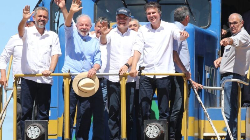Lula diz que, se tiver saúde, disputará reeleição: ‘Não vou entregar o país àqueles malucos’