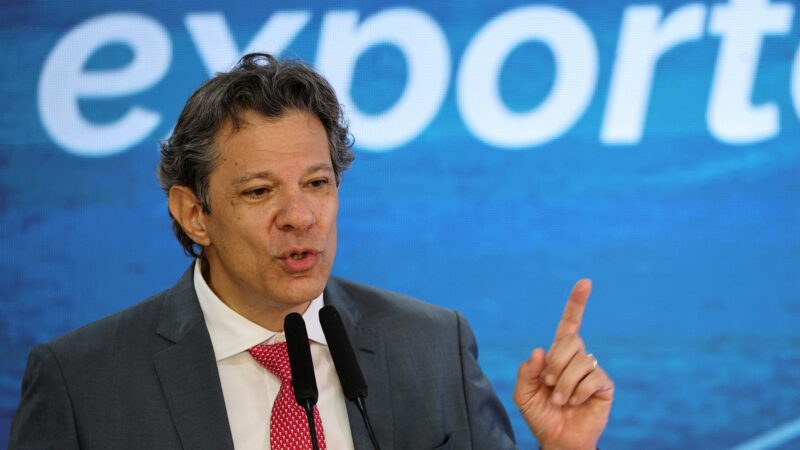Resposta a tarifaço de Trump tratará de financiamento, impostos e compras públicas, diz Haddad