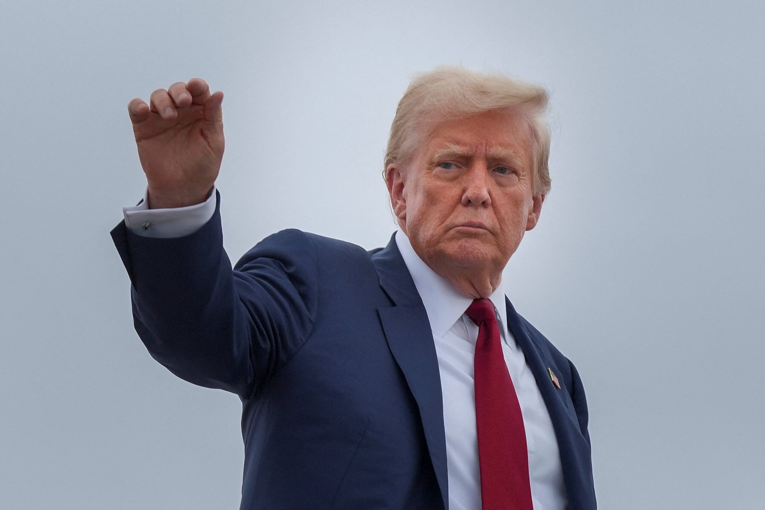 Trump demite autoridade trabalhista dos EUA por dados e ganha chance antecipada de reformular o Fed