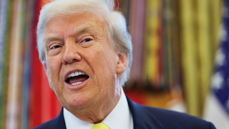 Como novas tarifas de Trump contra países que fazem negócios com a Rússia podem afetar a economia global
