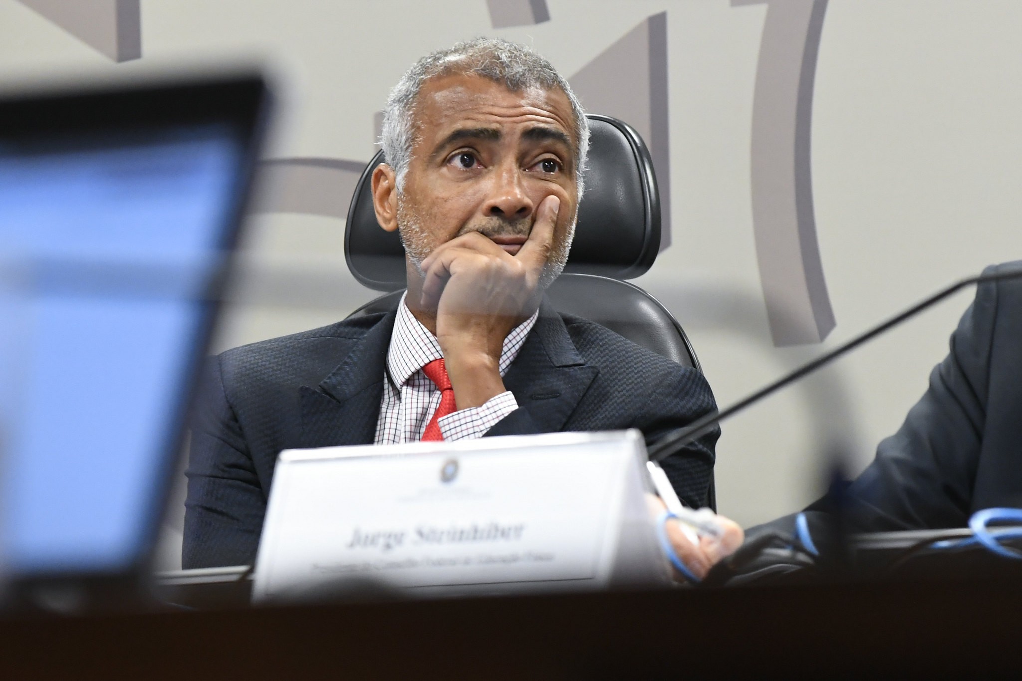 É #FAKE que Romário declarou apoio a Lula e Alexandre de Moraes; senador é do partido de Bolsonaro