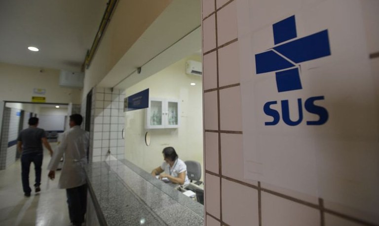 AgSUS abre inscrições para concurso com 130 vagas e salários de até R$ 16 mil; veja como participar