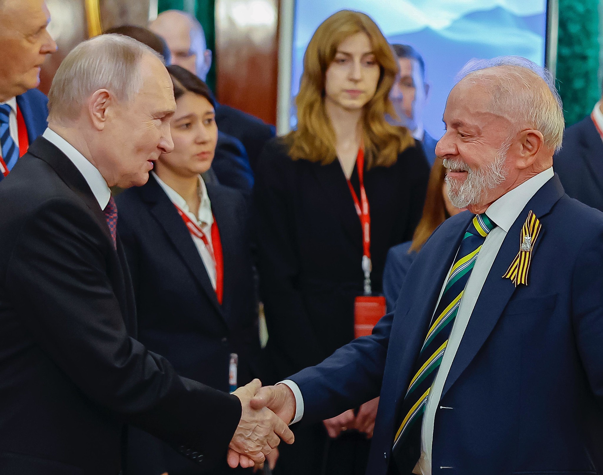 Lula fala por telefone com Putin e discute guerra na Ucrânia
