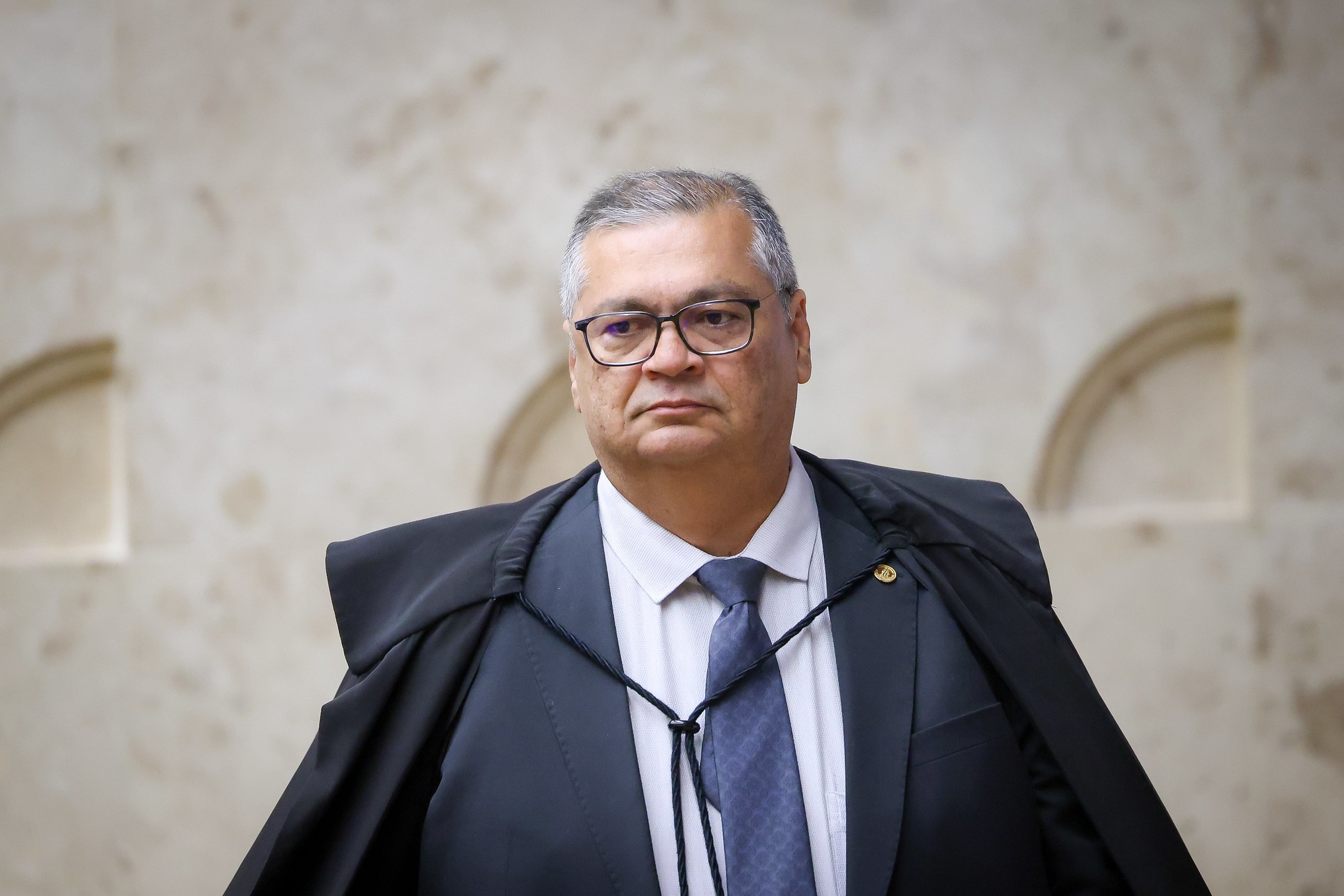 Decisão de Dino: entenda as dúvidas geradas e como bancos podem ser afetados