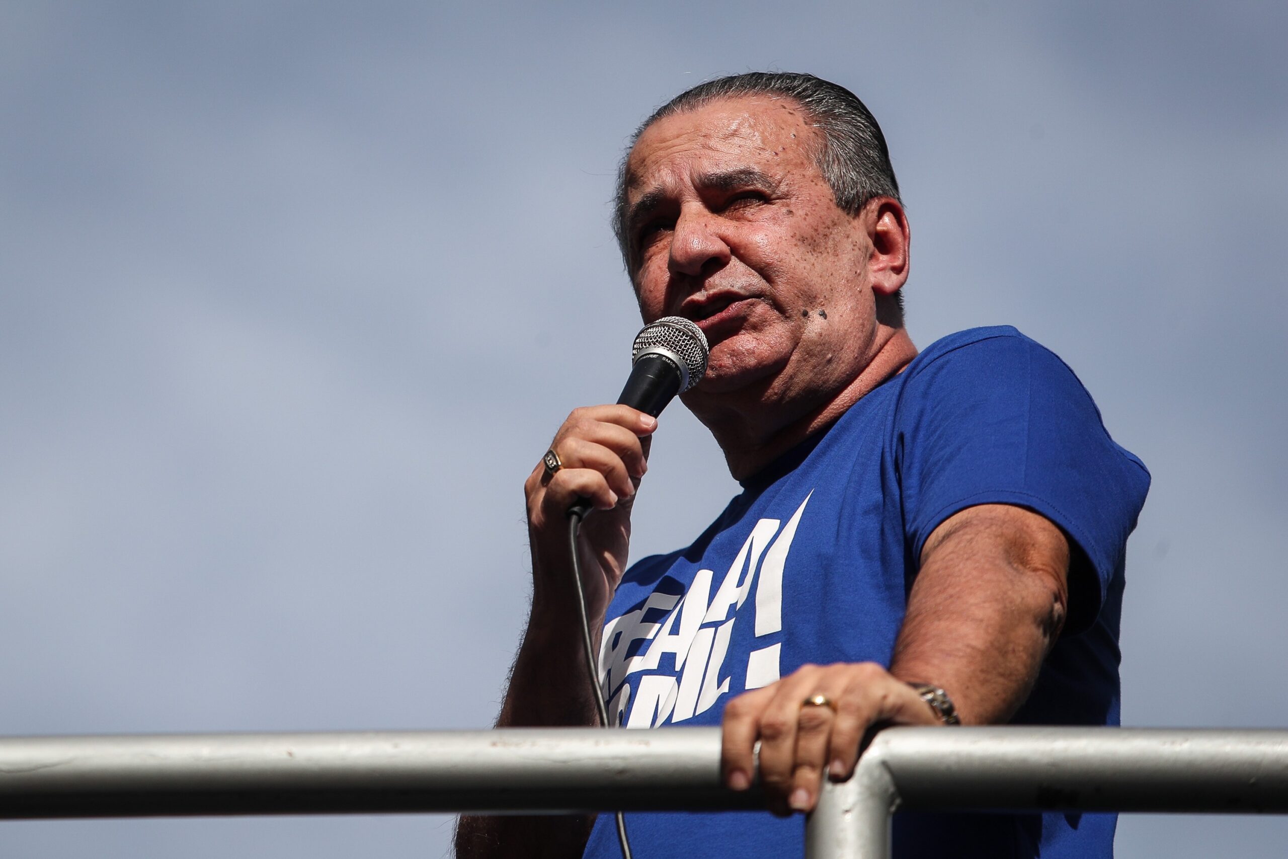 PF faz buscas e apreensões contra Silas Malafaia e impõe proibição de deixar o país