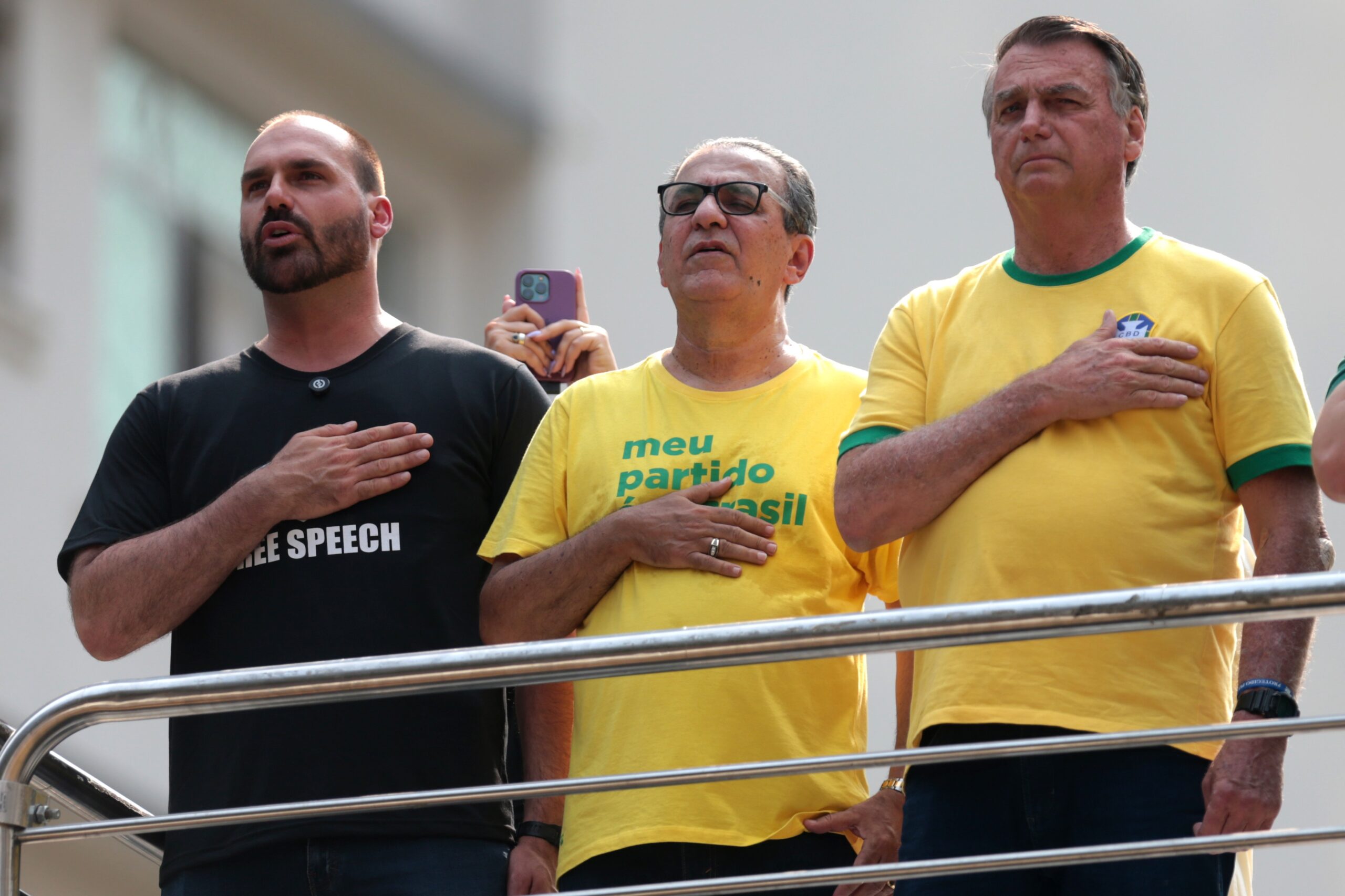 Em rascunho de asilo a Milei, Bolsonaro pedia ‘urgência’ e disse que esperava ser preso em breve