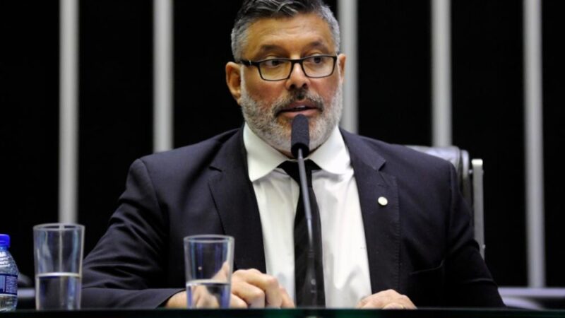 Justiça de SP penhora Alexandre Frota em R$ 111 mil, mas só encontra 90 centavos; ator diz jogar ‘conforme as regras’