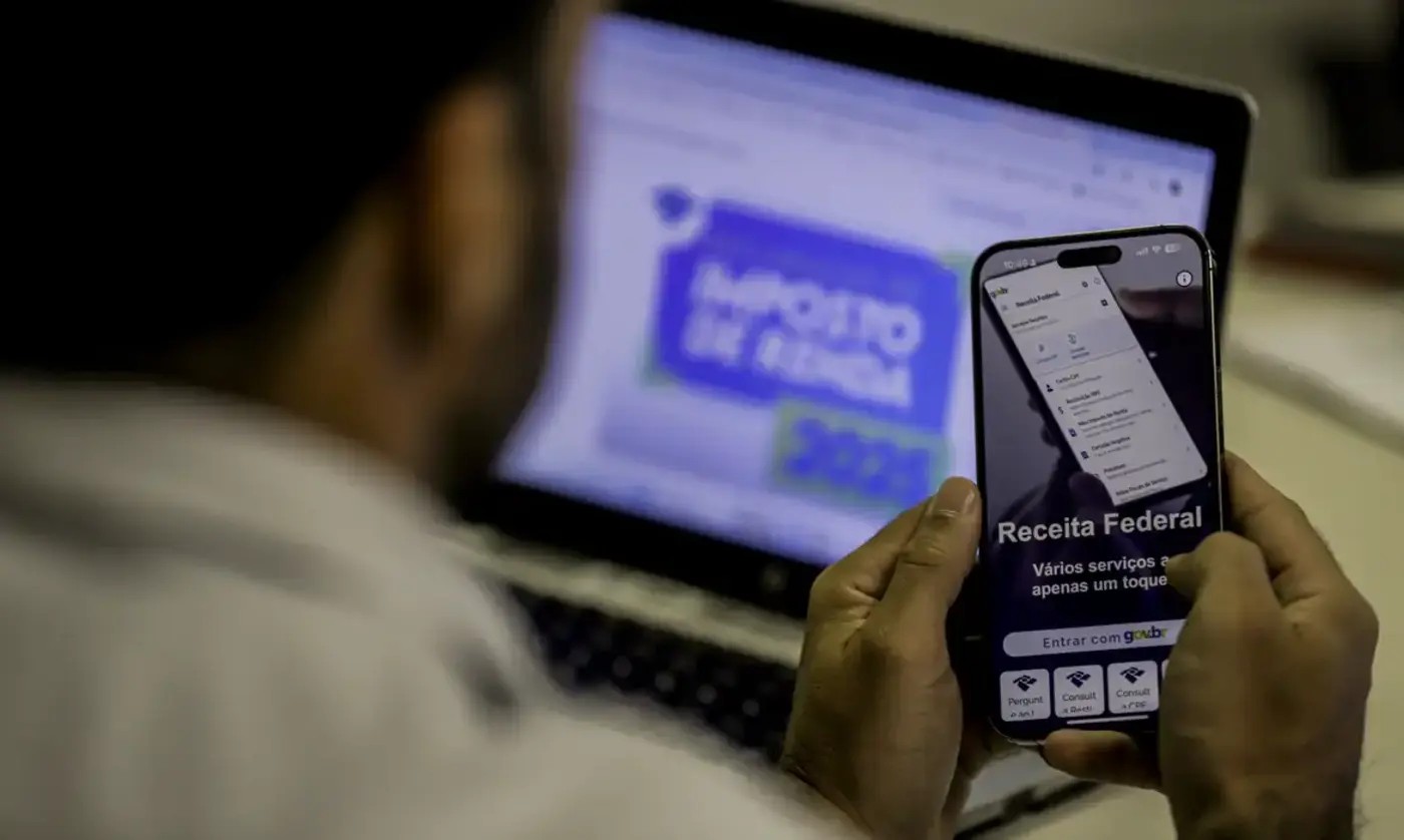 Imposto de Renda 2025: consulta ao 4º lote de restituição começa nesta sexta; veja como fazer