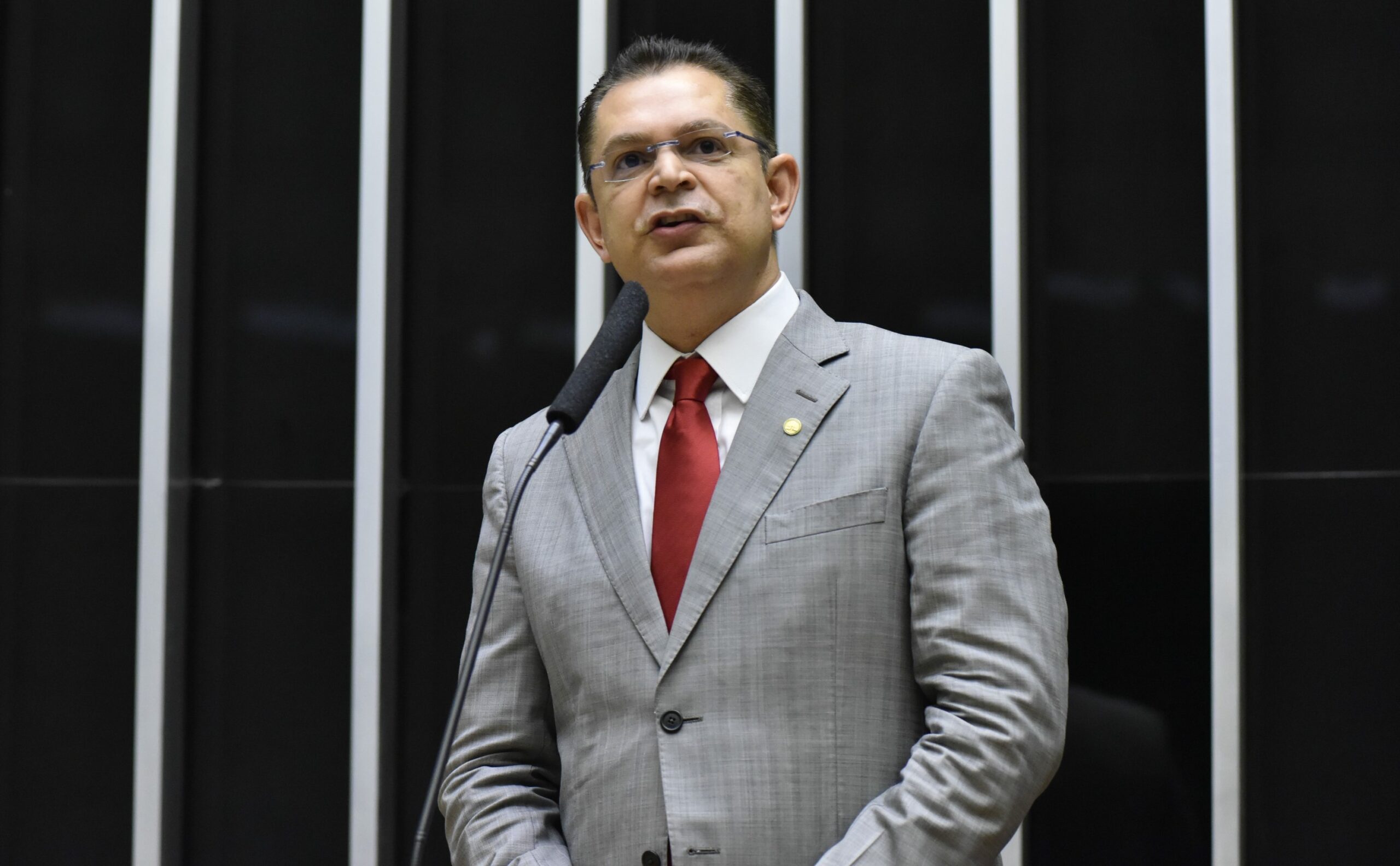 Líder do PL diz que comunicou Hugo Motta sobre acordo para fim de motim: ‘Não deu ok, nem nada’
