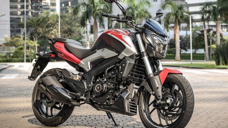 Bajaj Dominar 250 é boa e tem preço agressivo, mas por que está tão longe da Honda CB Twister?