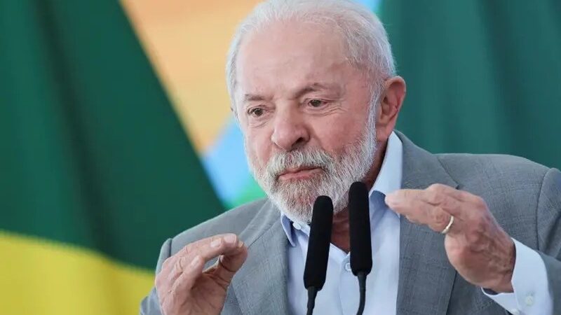 Em reunião virtual do Brics, Lula diz que países são ‘vítimas’ de práticas ilegais e chantagem tarifária