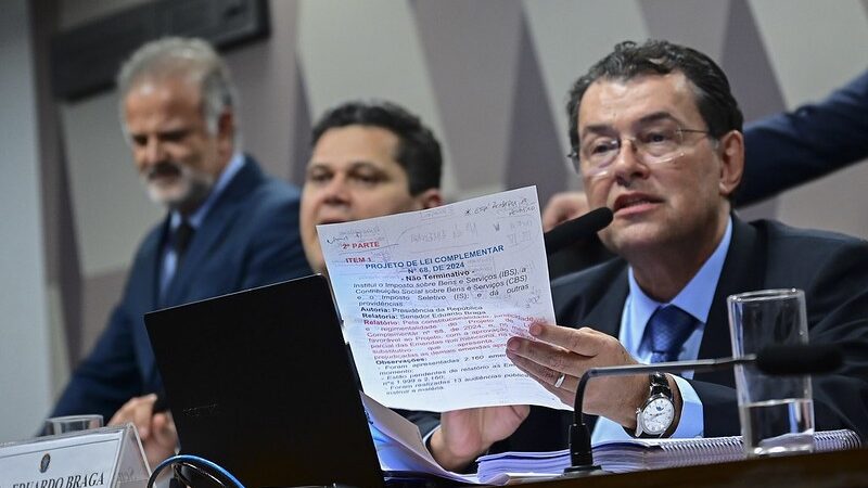Reforma tributária: relator no Senado estende regime de nanoempreendedor para taxistas e caminhoneiros