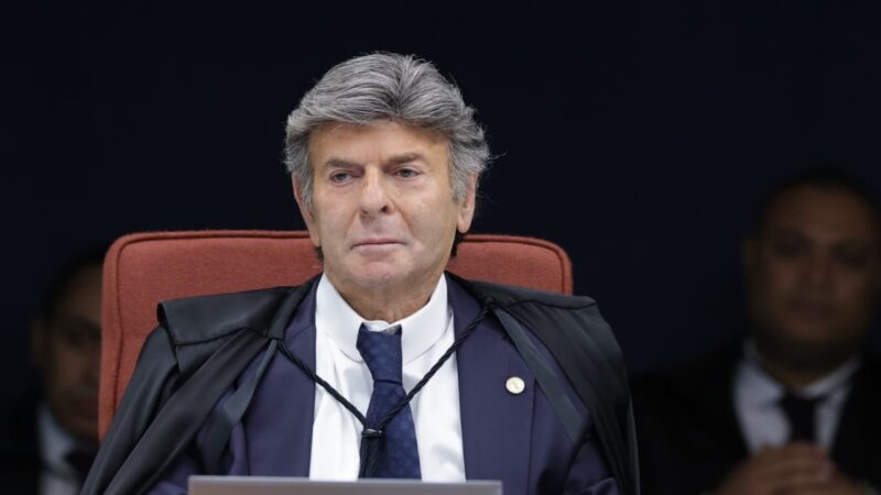 Fux nem sequer leu seu voto, mas interrompe Moraes e indica duas divergências