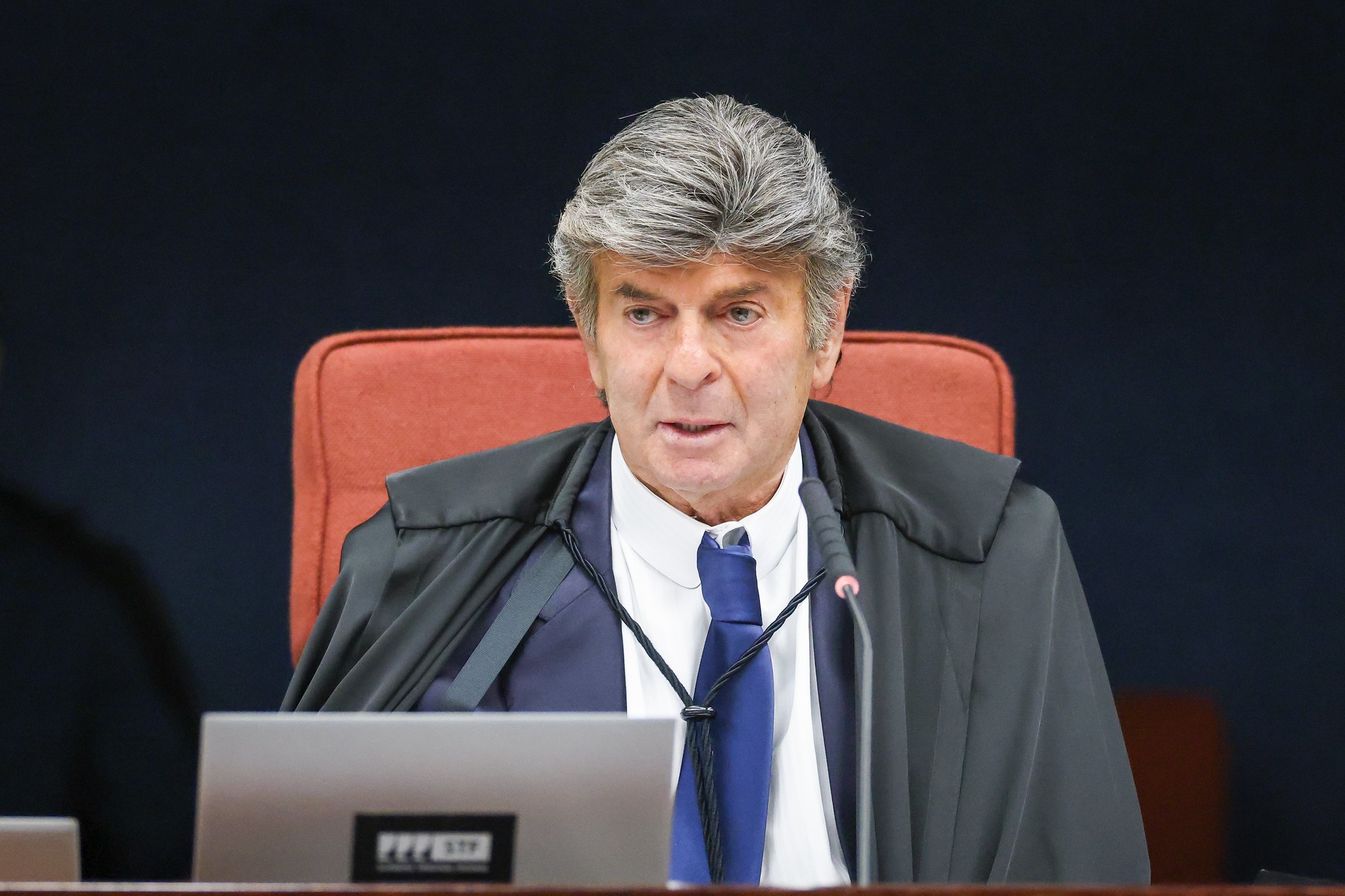 Fux reconhece legalidade de delação de Cid e defende que ex-ajudante de ordens tenha benefícios