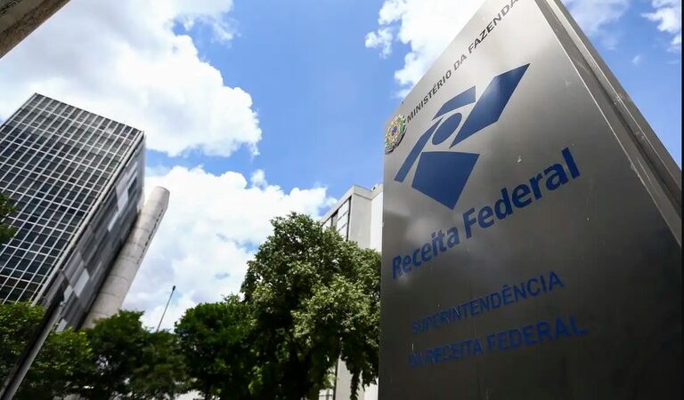 Receita reforça combate a créditos tributários indevidos no setor de combustíveis, alvo de operação contra lavagem de dinheiro do PCC