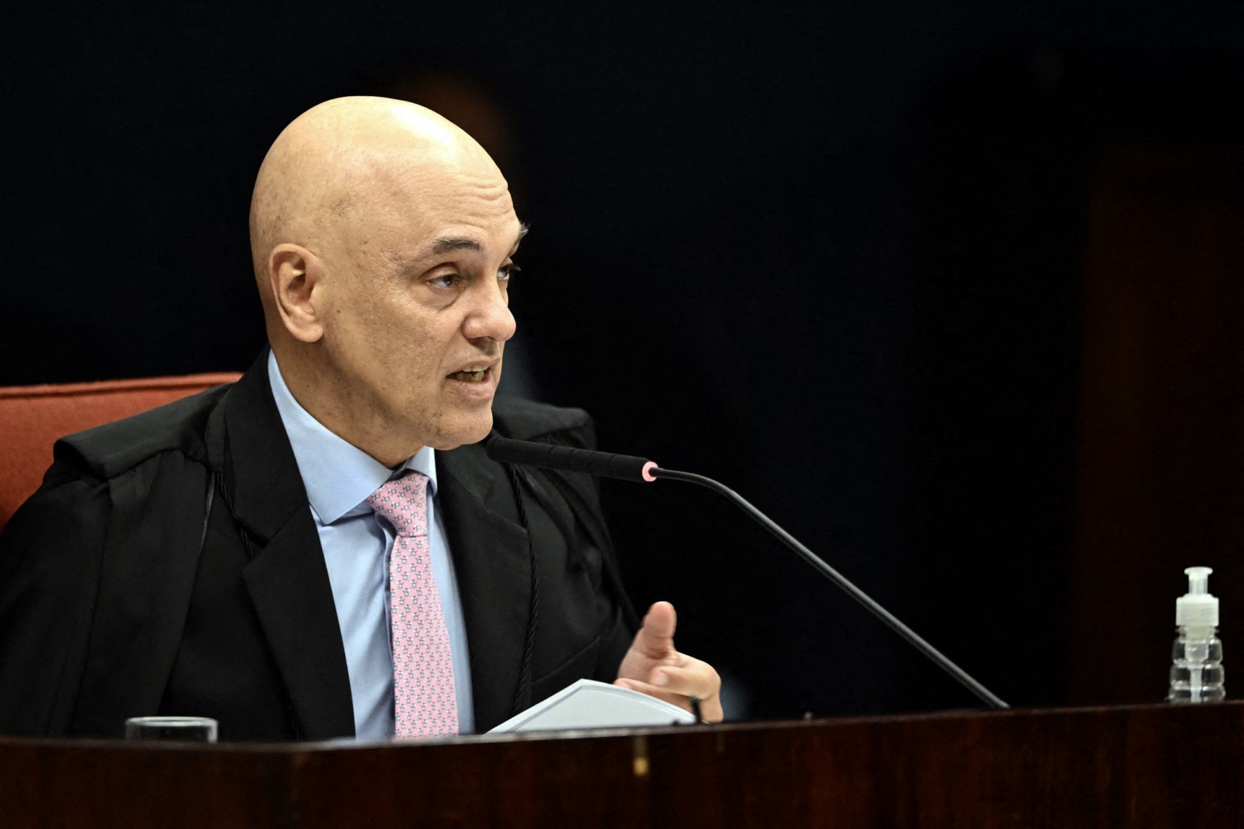 ‘Não é mensagem de um integrante do PCC’, ‘não é conversa de bar’, ‘meu querido diário’: as frases do voto de Moraes no julgamento da Trama Golpista