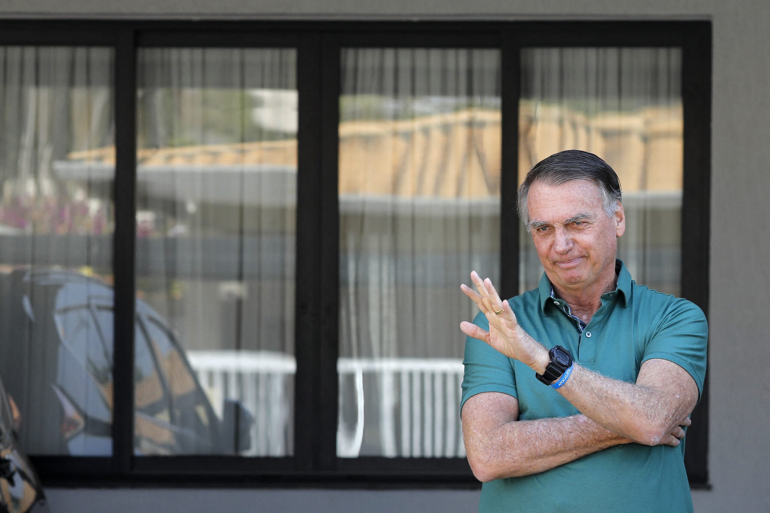 ‘Anistia light’ enfurece bolsonaristas, que veem voto de Fux como oportunidade para pressionar Alcolumbre e Motta a livrar réus do golpe