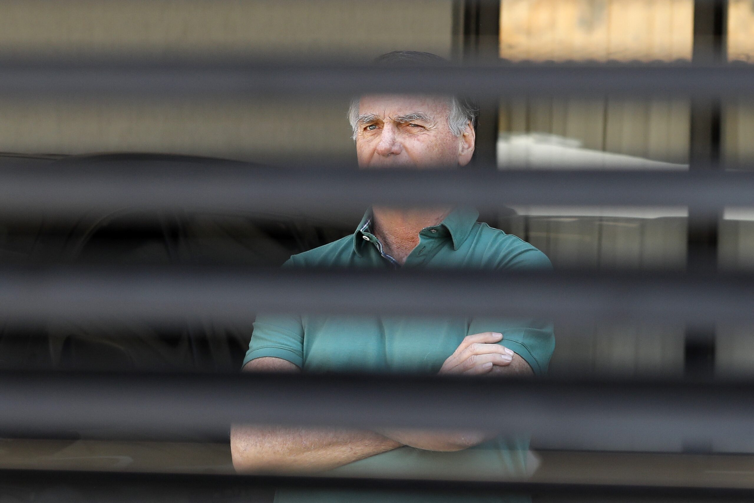 Progressão de regime para condenados em processos penais segue mudanças feitas por lei assinada por Bolsonaro; entenda