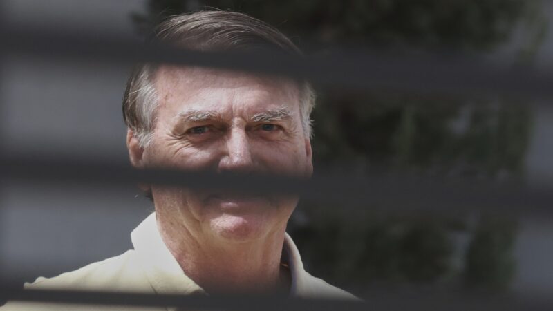 Bolsonaro pede a Moraes liberação para ir a hospital realizar procedimento médico