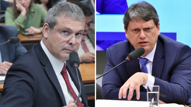 Líder do PT critica discurso de Tarcísio em ato pró-anistia e diz que governador age como ‘advogado de Bolsonaro’