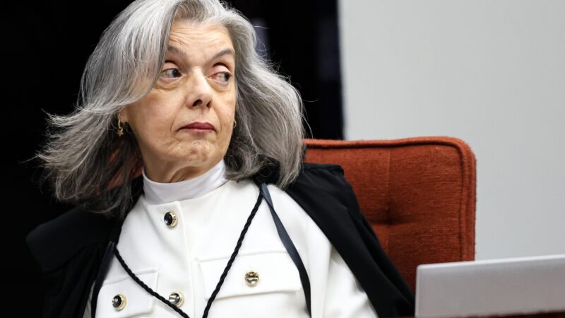 Trama golpista: Dino diz que julgamento é ‘check-up’ da democracia e Cármen Lúcia espera que seja ‘remédio’