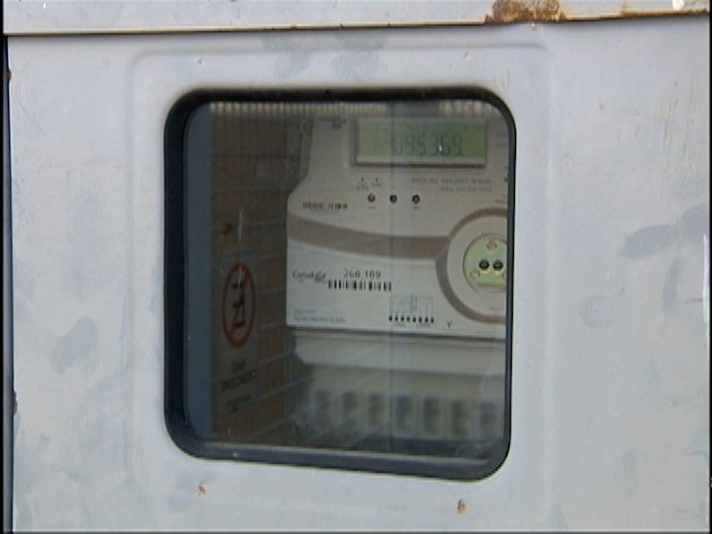 Aneel mantém bandeira vermelha 1 em novembro, e conta de luz segue com cobrança a mais