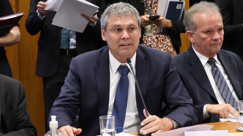 Governo confia em vitória em projeto de corte de gastos, mas enxerga resistências fortes a aumento de receita